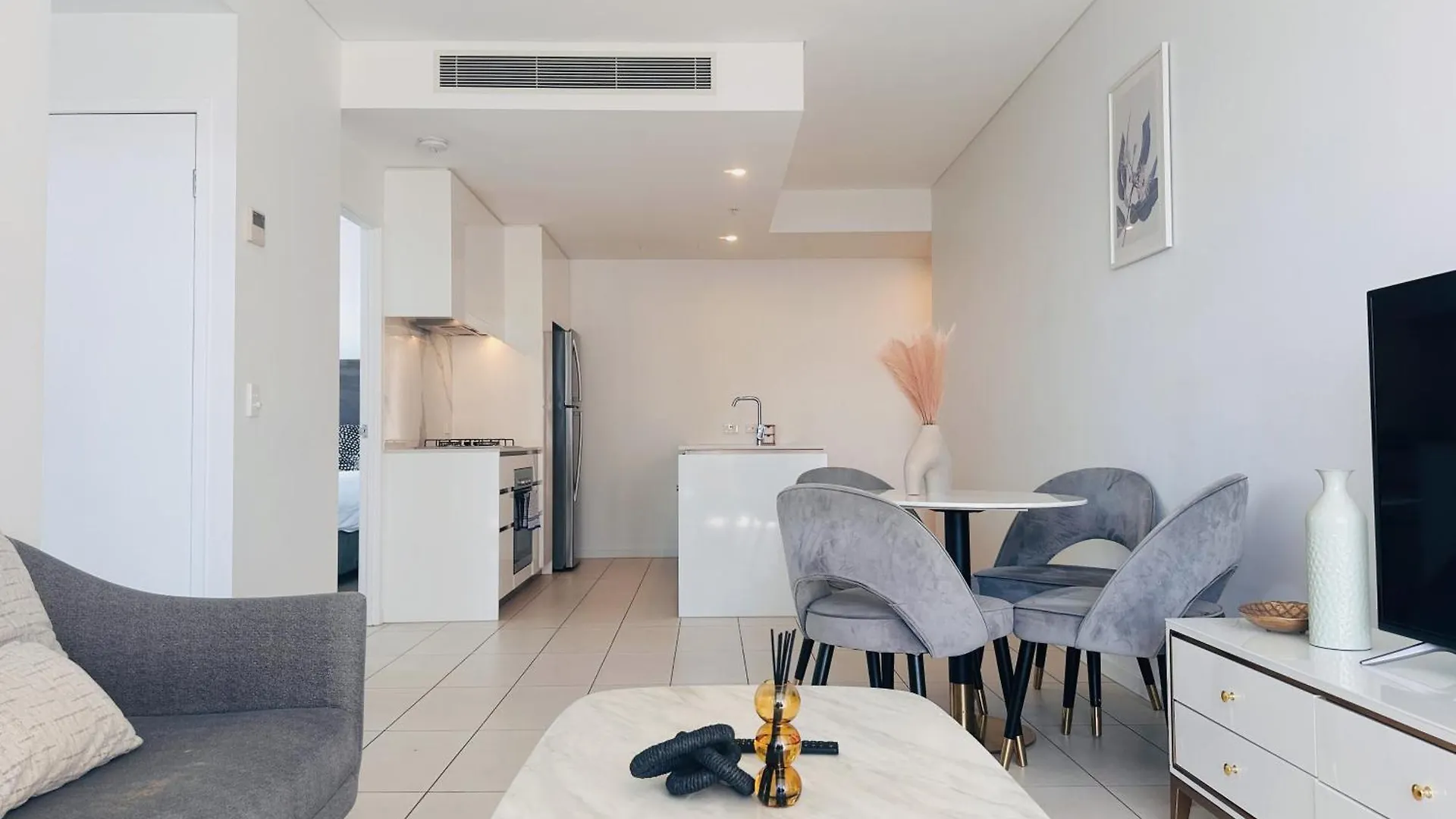 Southbank Art Haven 2Bedroom At Culture Center Brisbane Apartment